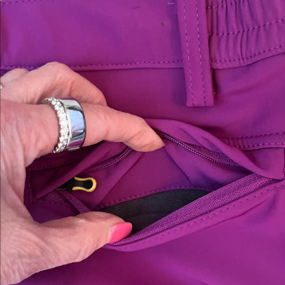 NWOT Outdoor Snow Pants - Picture 12 of 12